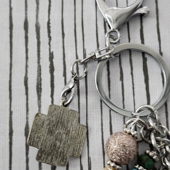 Southwest-inspired Purse Charm or Keychain Glass Howlite Stone Handcrafted - Picture 6 of 7